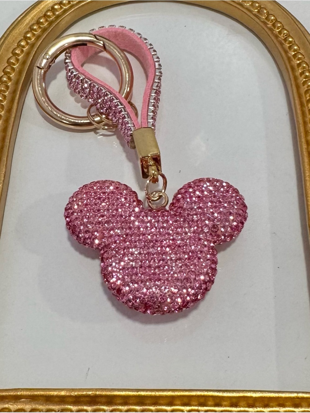 New Pink Bling Metal Minnie w/ Red Bow Keychain Bag Charm - Picture 3 of 5